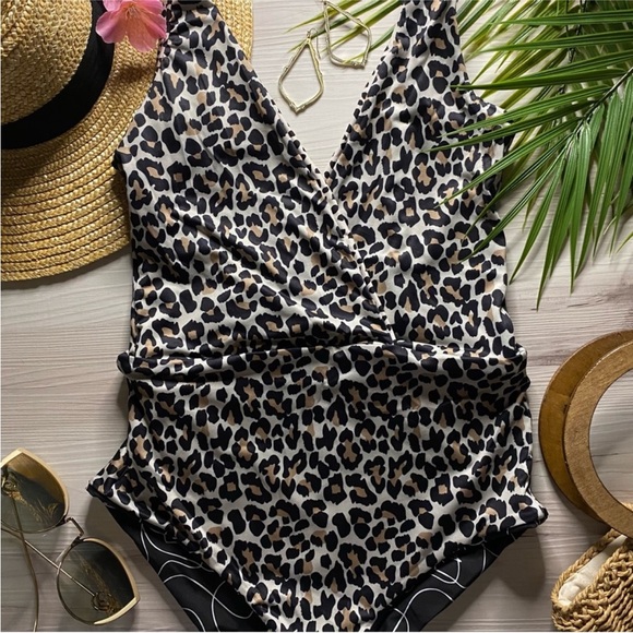 Maaji Reversible One Piece Swimsuit - Picture 6 of 10